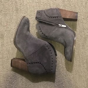 Vince Camuto Gray Suede Booties! Size 6